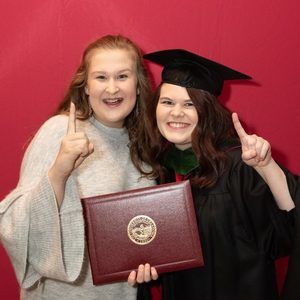 Meet your Posher, Lauren